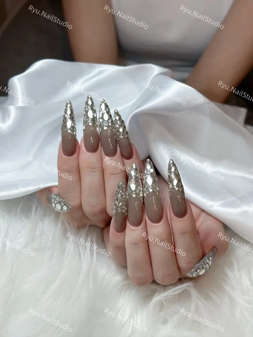 ネイル アートネイル ジェルネイル キラキラネイル ミラーネイル ニュアンスネイル ハンドネイル Ryu nail studioのネイルデザイン