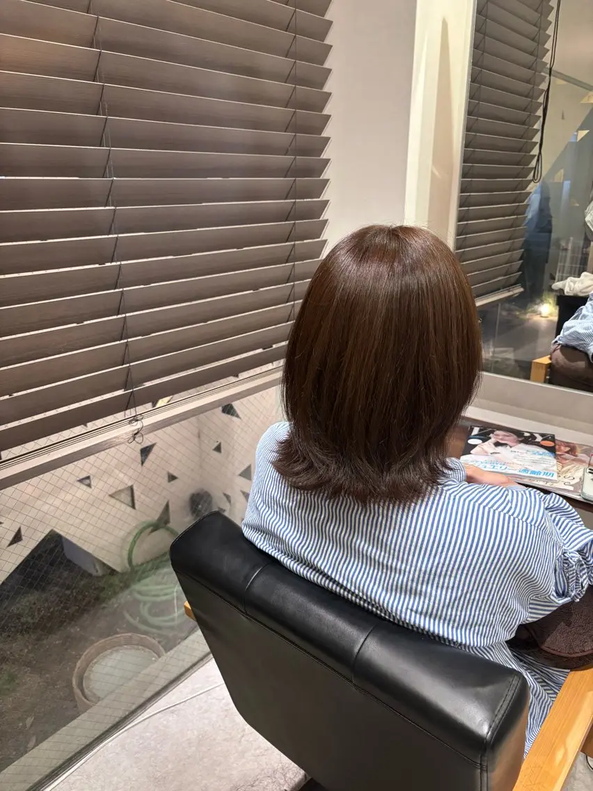 ミディアム 真鍋 月音のヘアスタイル