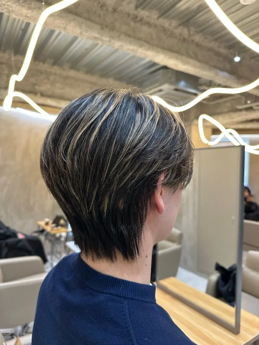 ミディアム カラー メンズ カット Minami🩵 新宿のヘアスタイル