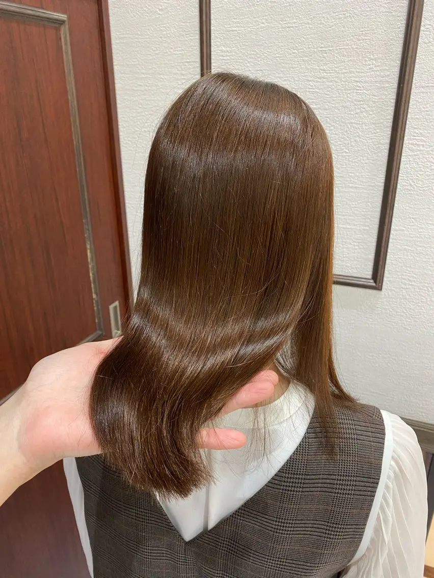 ミディアム 佐藤 優衣のヘアスタイル