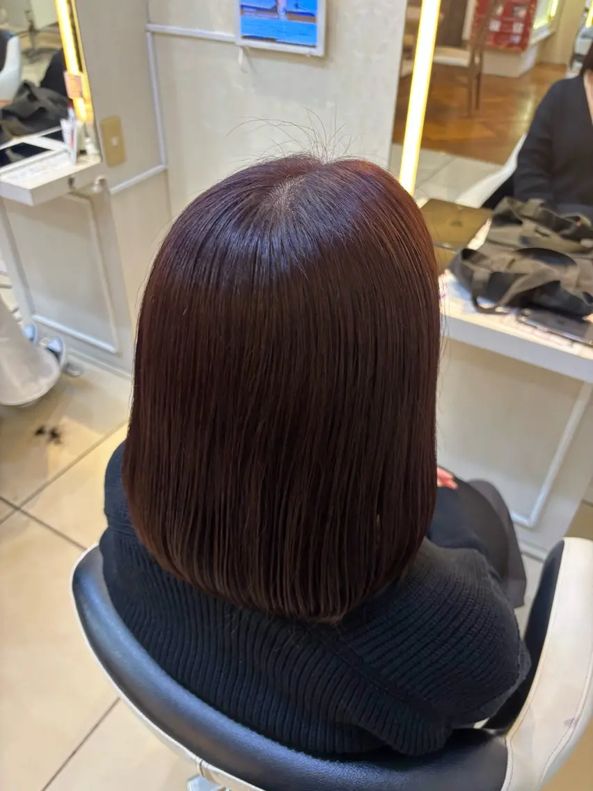 ミディアム パープルカラー ヘアカラー トリートメント はらだ すずのヘアスタイル