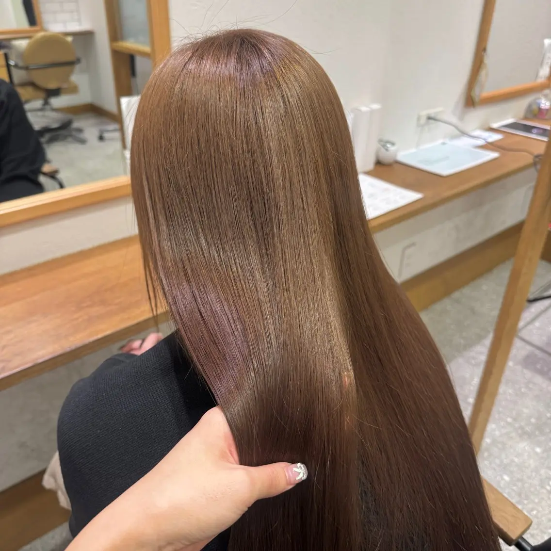 ロング 縮毛矯正 かとう ななね 🪷⸝꙳のヘアスタイル