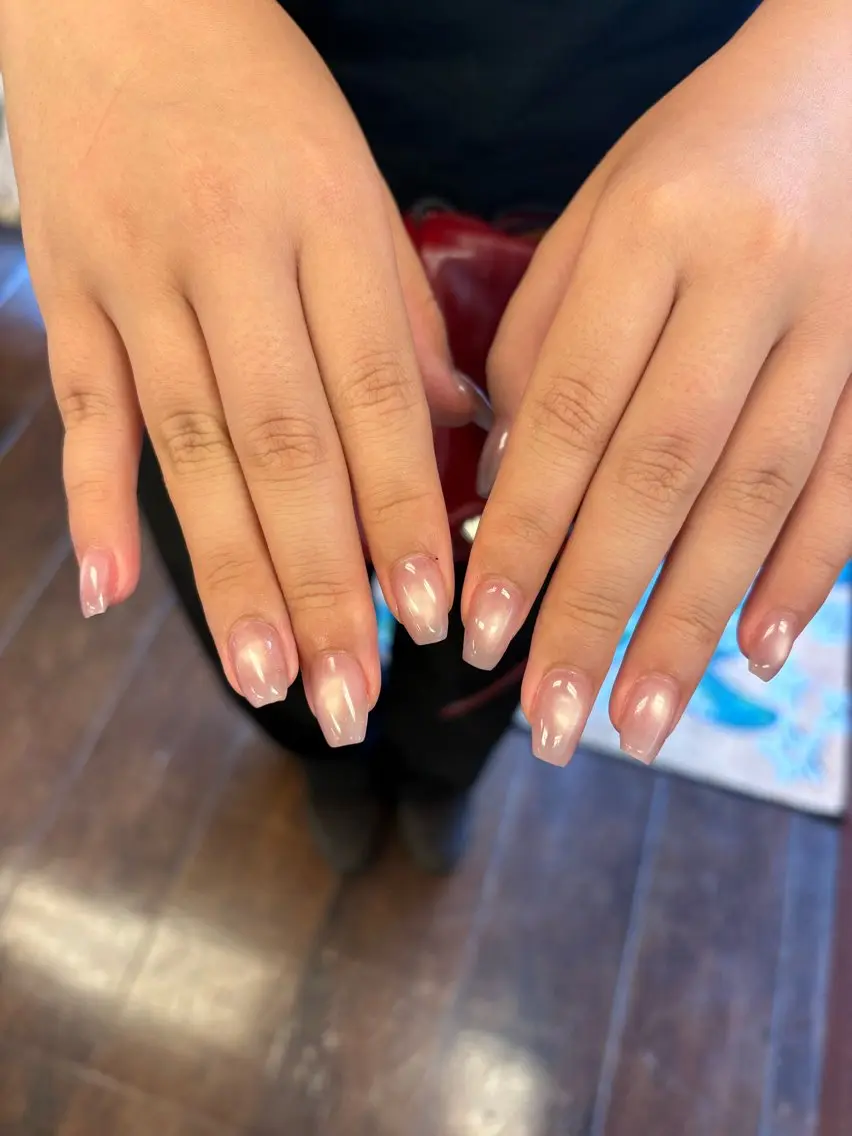 ネイル ハンドネイル AMI 美フォルムネイルのネイルデザイン