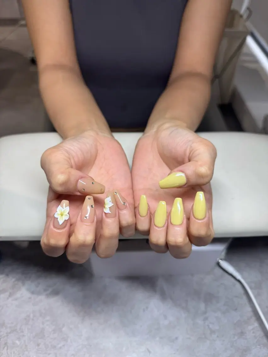 ネイル ハンドネイル IROHA NAIL 北村菜帆のネイルデザイン
