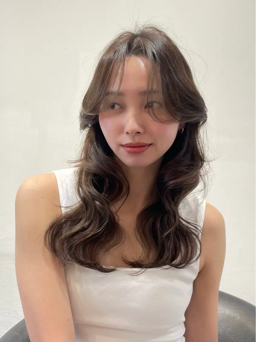 ロング 骨格補正 レイヤー🌸さくらのヘアスタイル