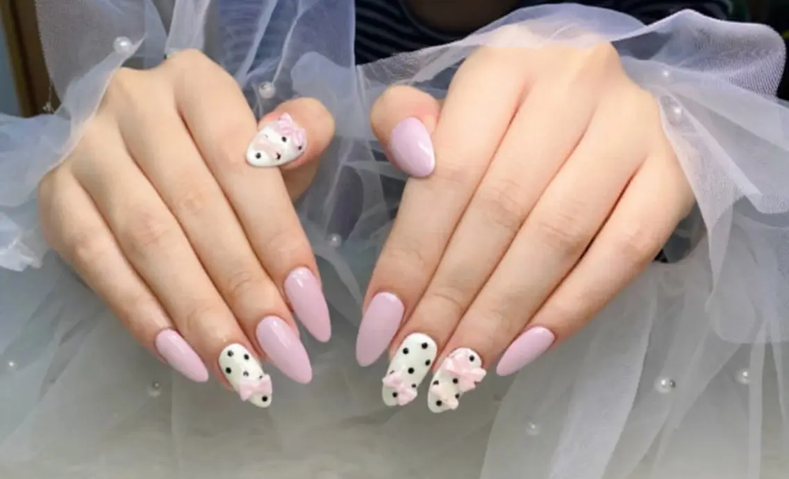ネイル キラキラネイル マグネットネイル ぷっくりネイル 春ネイル ワンホンネイル ハンドネイル Candy Nailのネイルデザイン