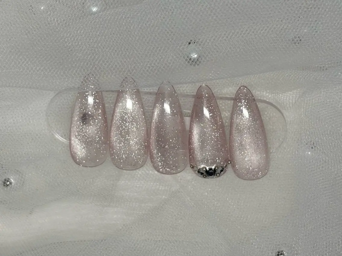 ネイル nemu / 非対面×定額サロンのネイルデザイン