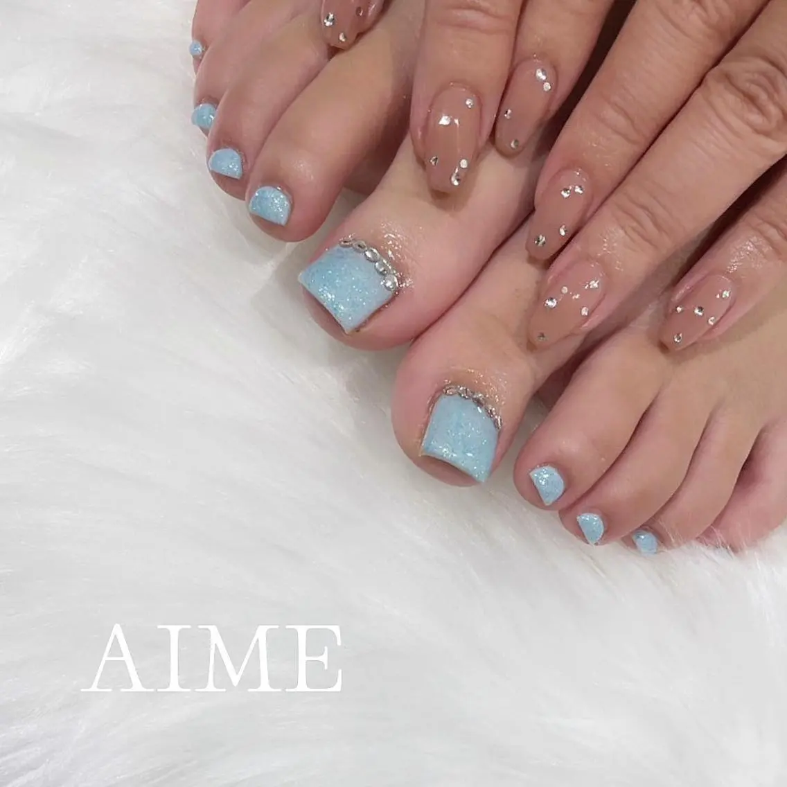 ネイル フットネイル シンプルネイル ハンドネイル AIME (momo)のネイルデザイン