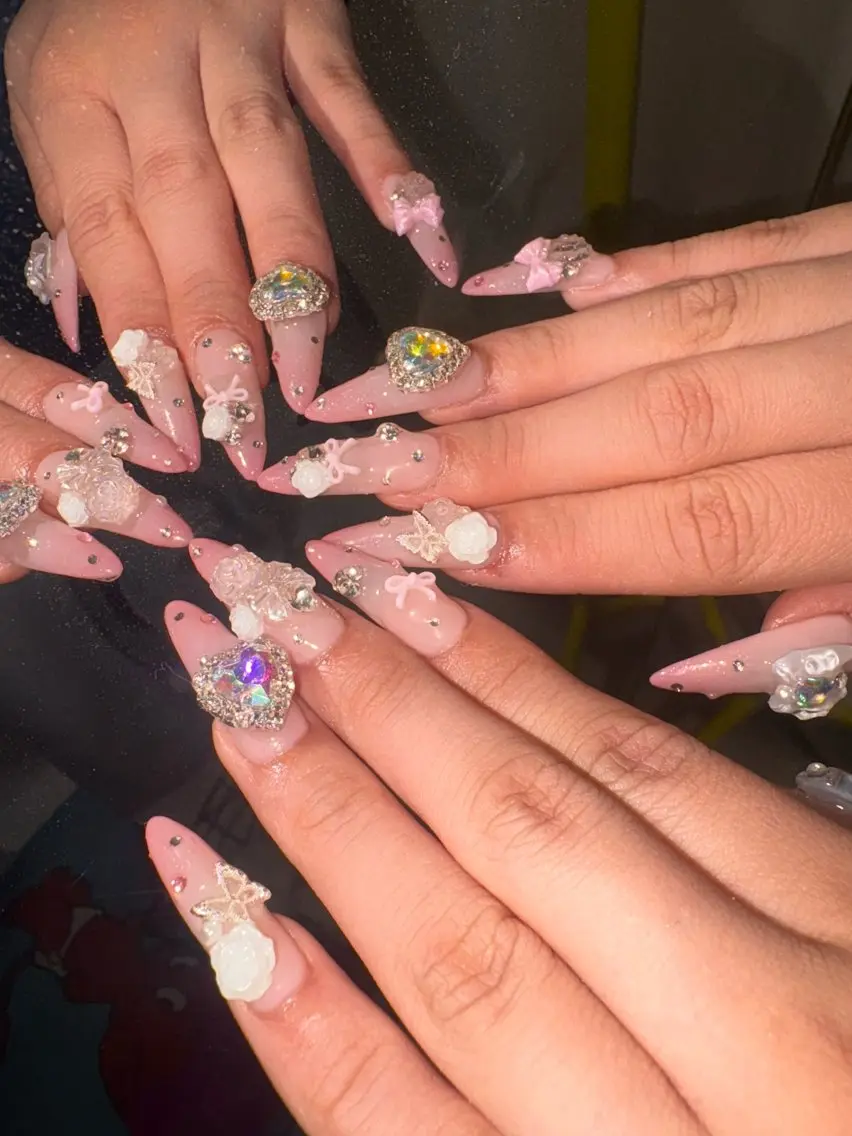 ネイル ロングネイル ハンドネイル 33nail✴️栄 スミレ❇️Gel-xのネイルデザイン
