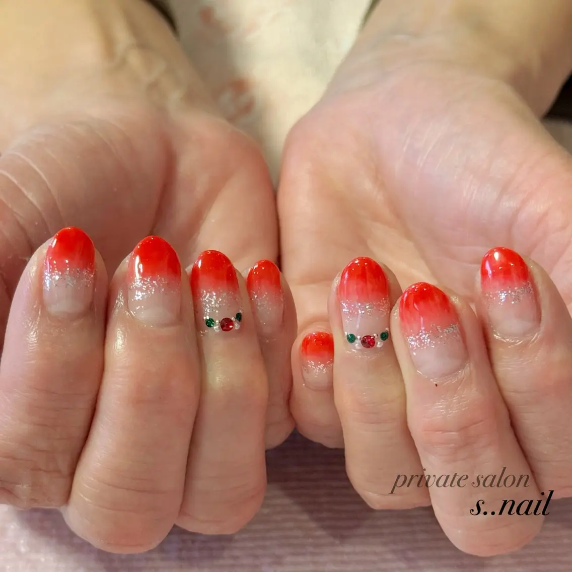 ネイル 冬ネイル クリスマス ハンドネイル フットネイル s..nail / MORITAのネイルデザイン