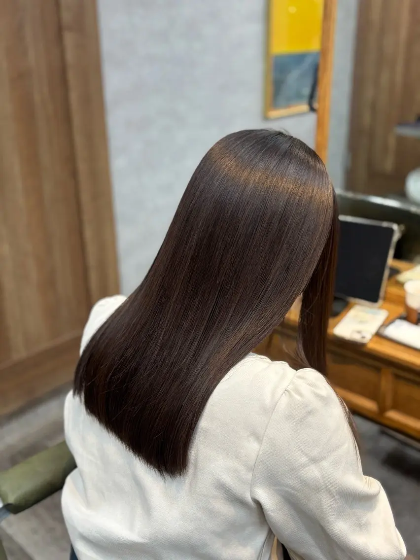 セミロング 縮毛矯正 🦋 たから 🦋のヘアスタイル