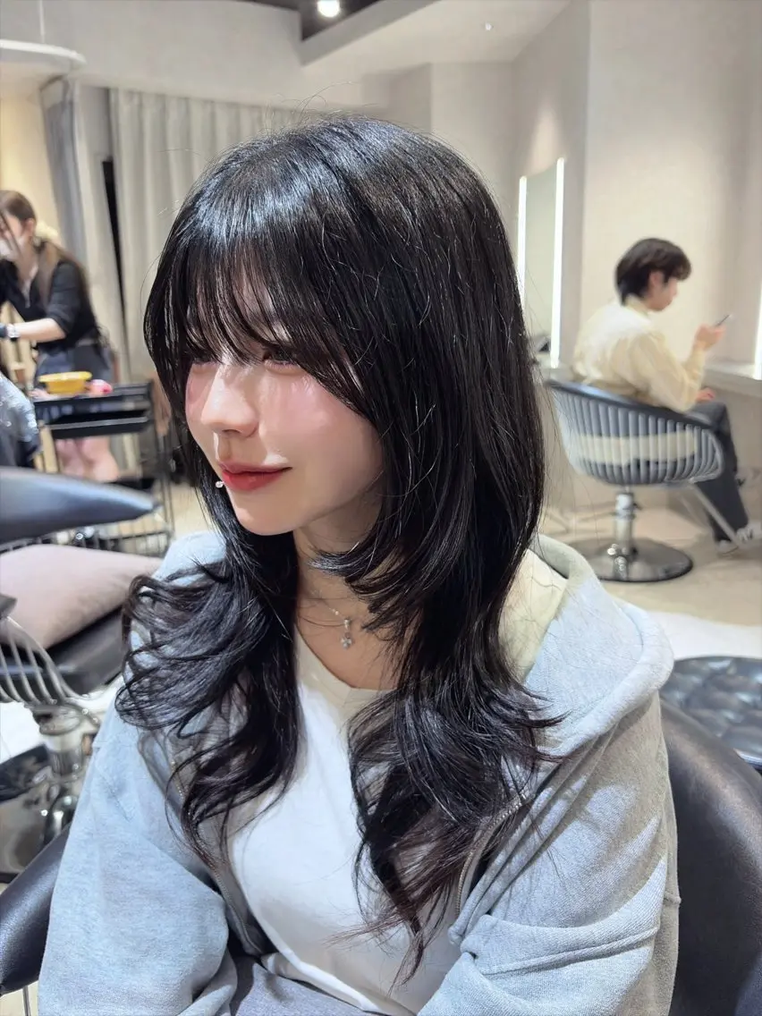 ロング カラー ハッシュカット 小顔カット カット ヘアカラー トリートメント 韓国レイヤー×モテ髪 /MITSUKI🤍のヘアスタイル