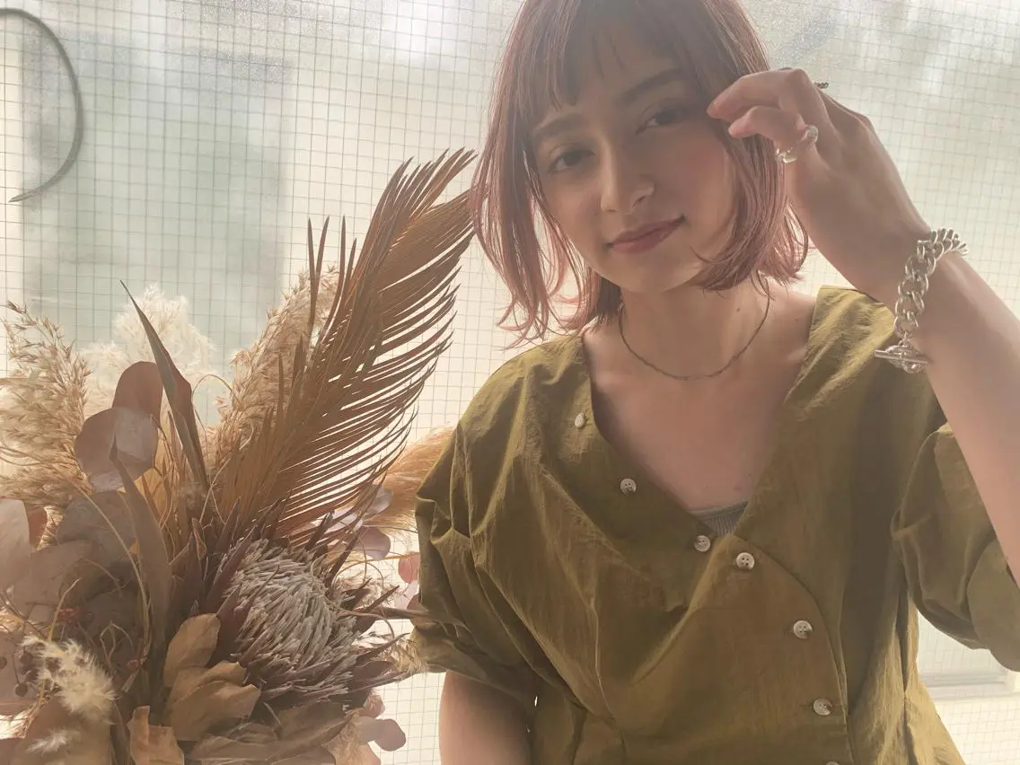 ミディアム ヘアカラー トリートメント 林 里美のヘアスタイル