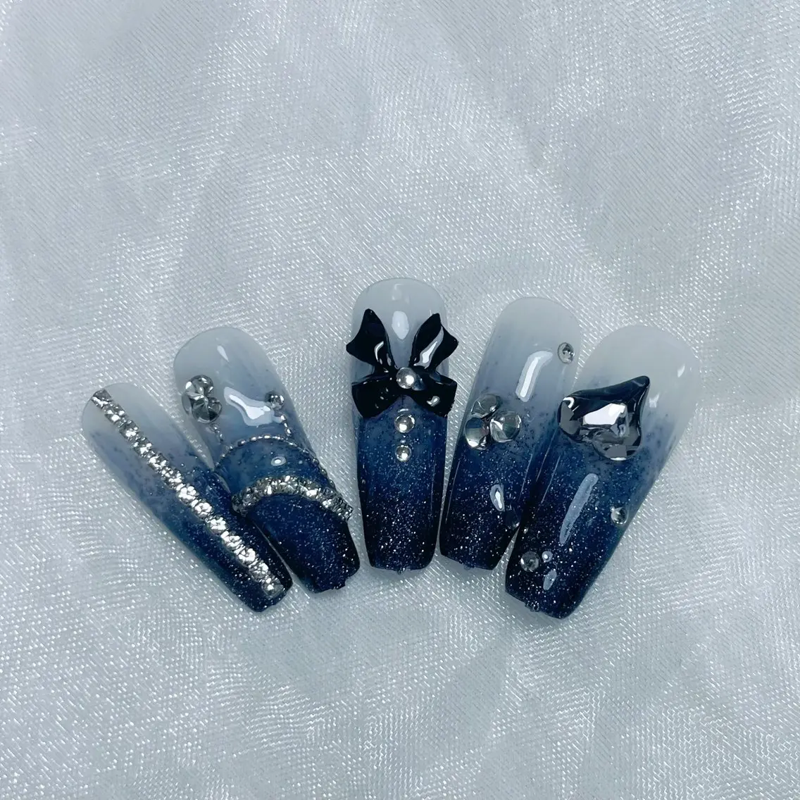 ネイル 成人式 ジェルネイル ネイルチップ ハンドネイル MoMoA Nail ネイル長さ出し専門店のネイルデザイン