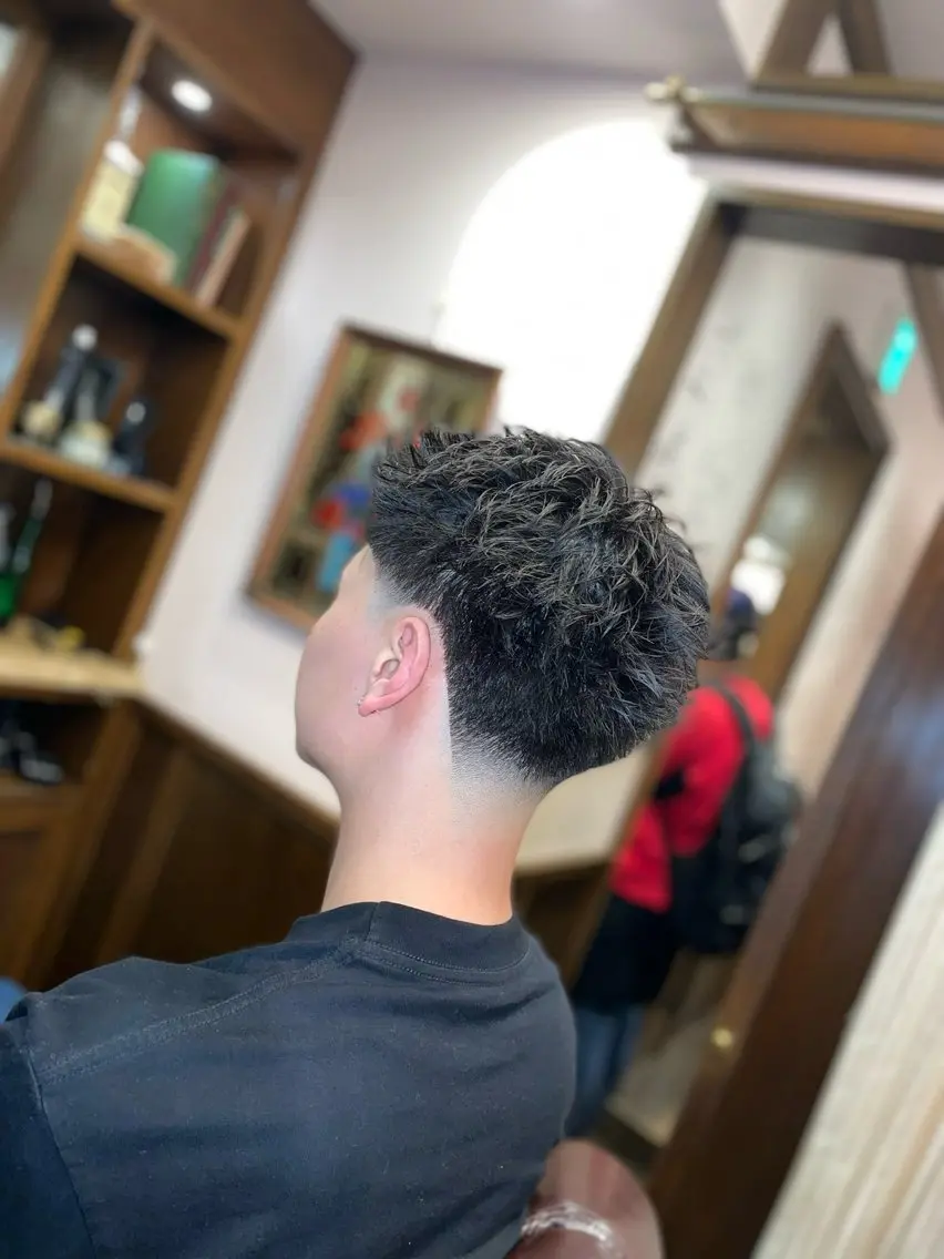 メンズ ITO TOMのヘアスタイル