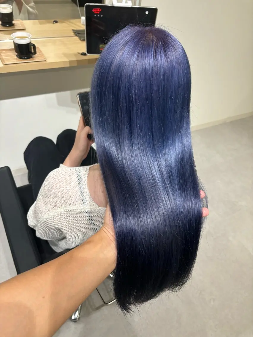 ロング ケアブリーチ 黒瀬有汰のヘアスタイル