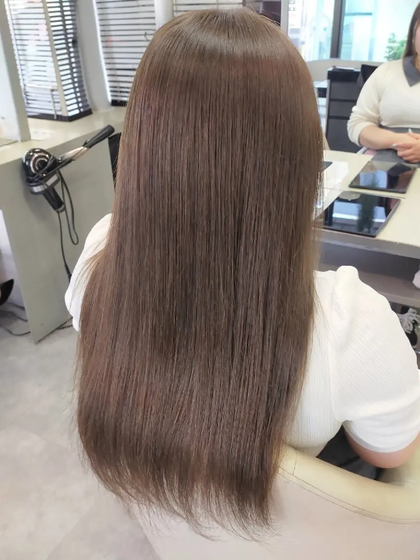 カラー ヘアカラー トリートメント SiLO 🎀 𝕂𝕒𝕟𝕟𝕒のヘアスタイル