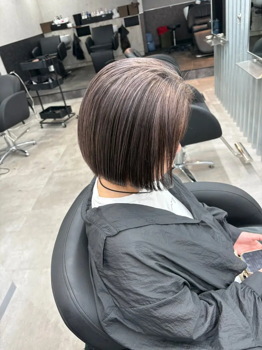 ショート カット ヘアカラー トリートメント 韓国風レイヤー ハイトーンRYOTAのヘアスタイル