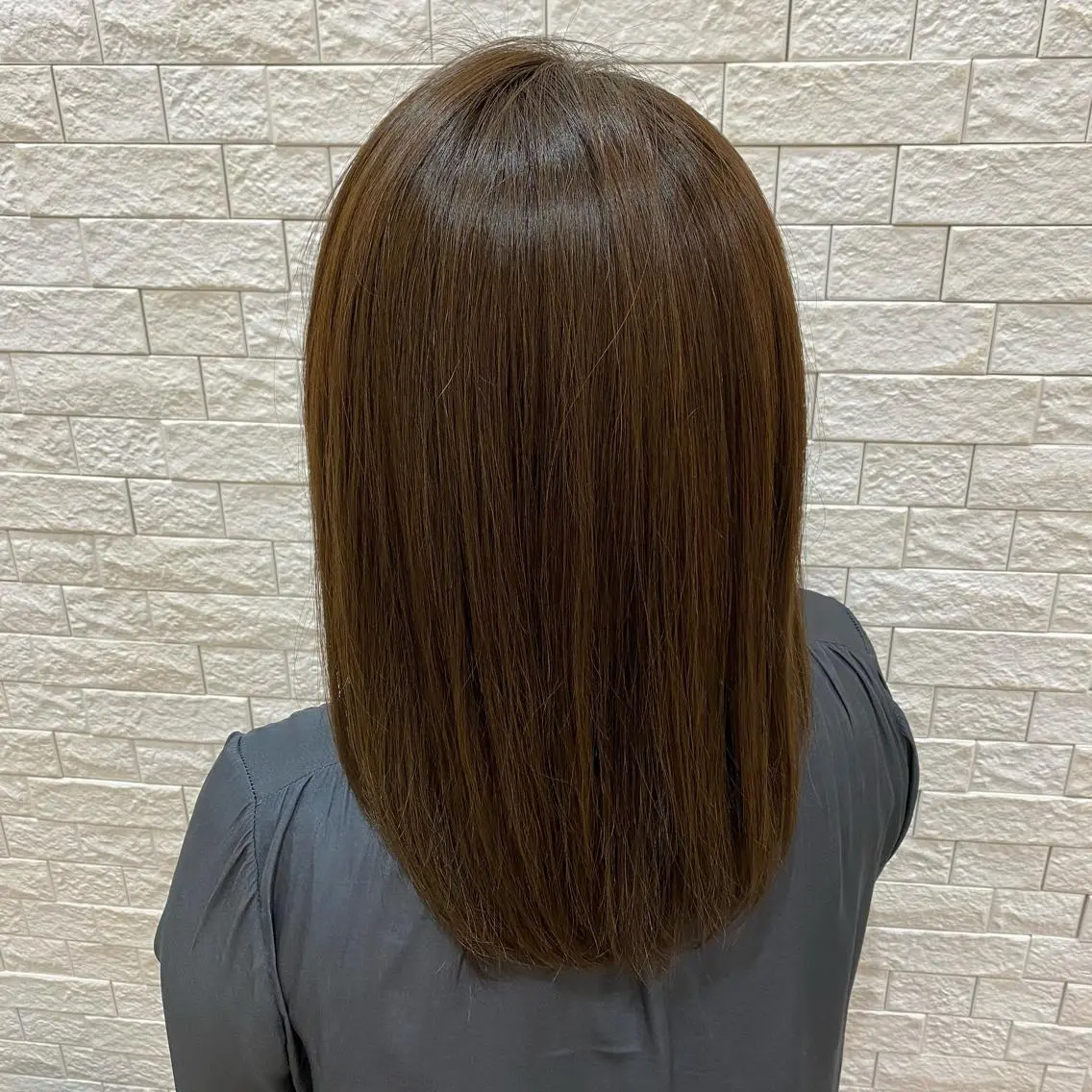 セミロング カラー ベージュカラー 松本 沙良のヘアスタイル
