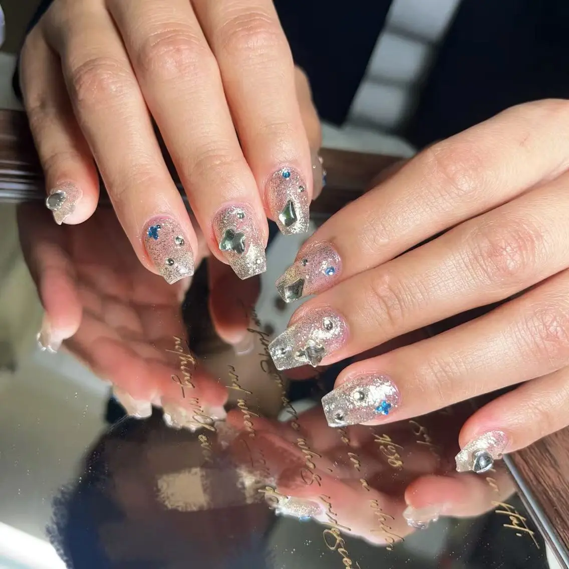 ネイル ハンドネイル ハンドケア BuBu Nail渋谷道玄坂のネイルデザイン