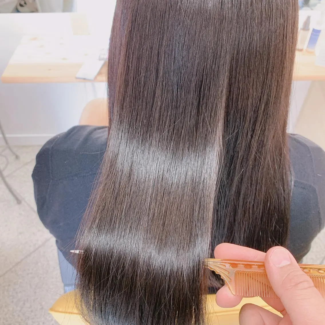 ロング 凪の 旅先のヘアスタイル
