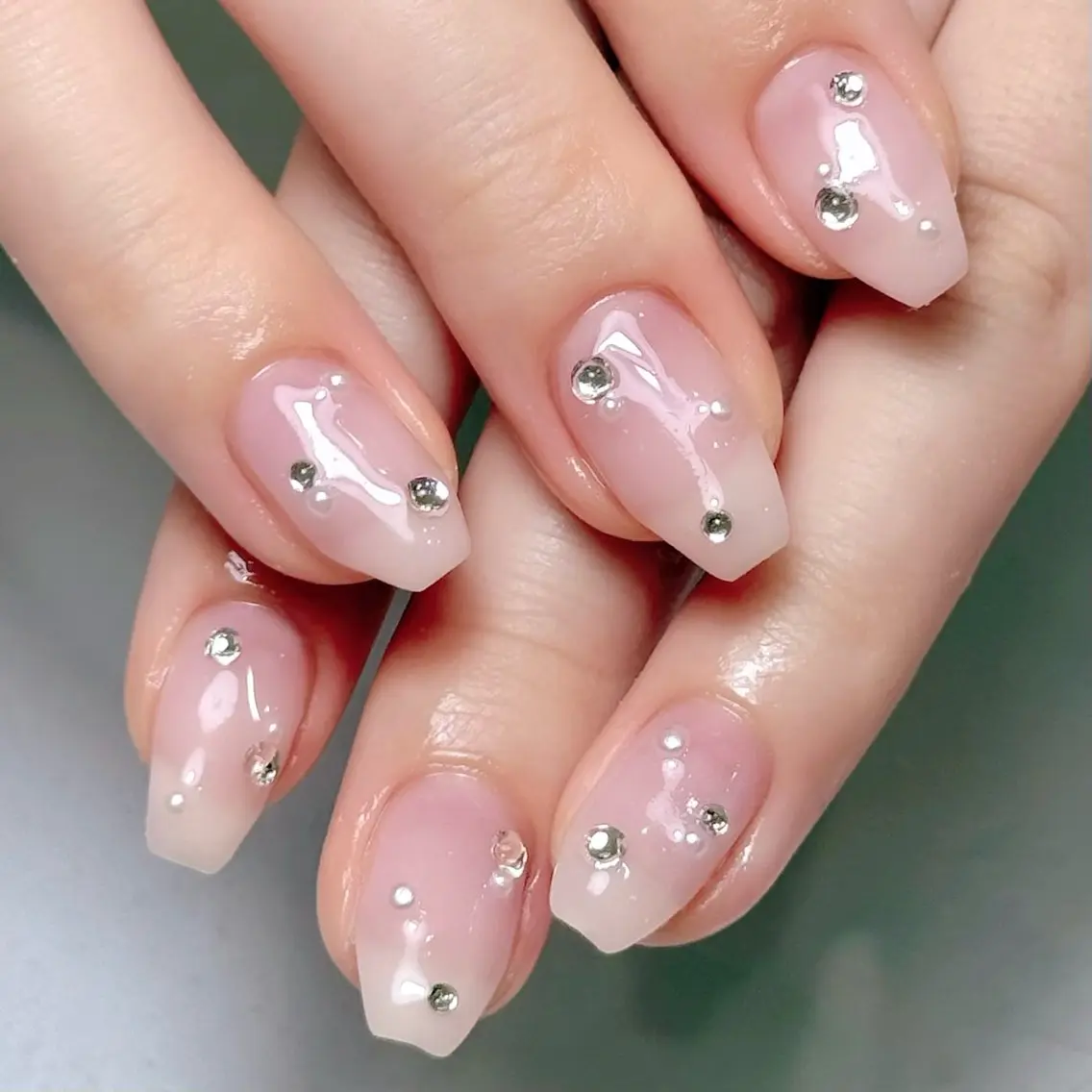 ネイル SAORI🎀 マグネット特化サロンのネイルデザイン