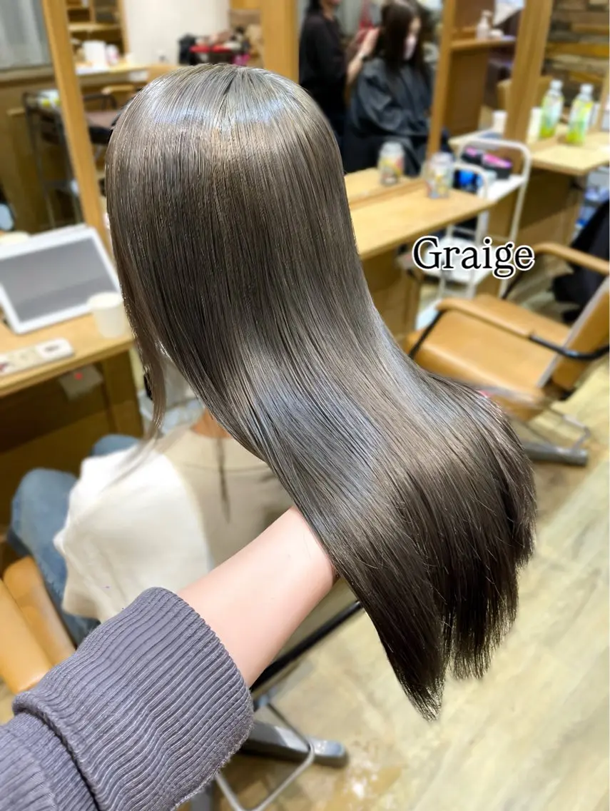 ロング カラー 髪質改善| ブリーチ 絹髪🦋shukaのヘアスタイル