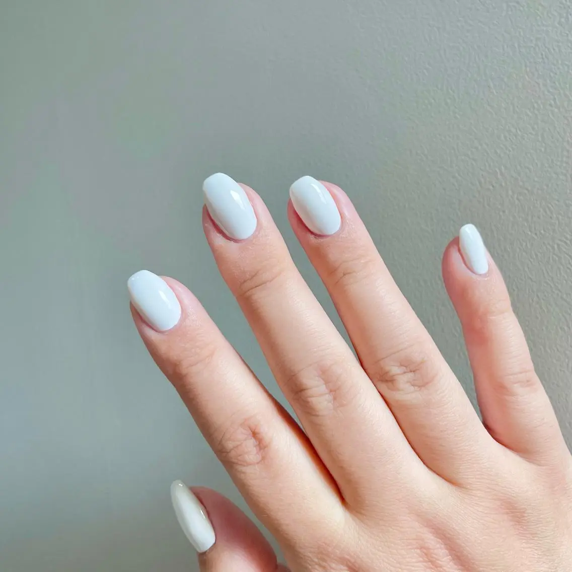 ネイル ワンカラーネイル ホワイト Nail Salon Y.のネイルデザイン