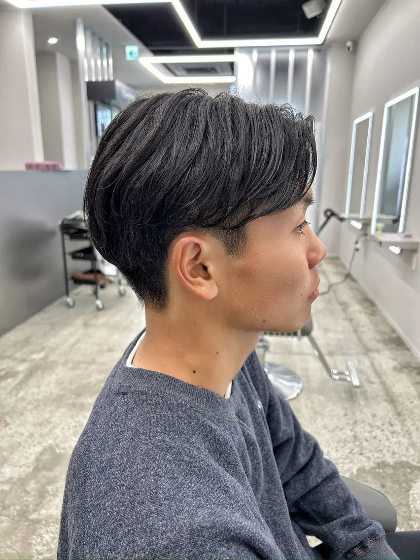 パーマ メンズ センターパート メンズパーマ ニュアンスパーマ パーマ 梶田 伸篤のヘアスタイル