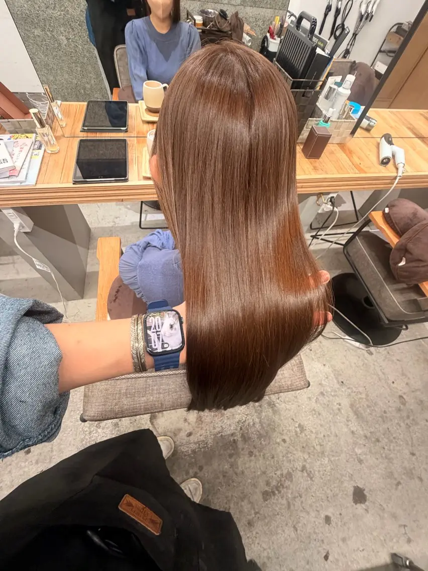 ロング カット ヘアカラー 縮毛矯正 トリートメント 髪質改善 カラーJILLのヘアスタイル