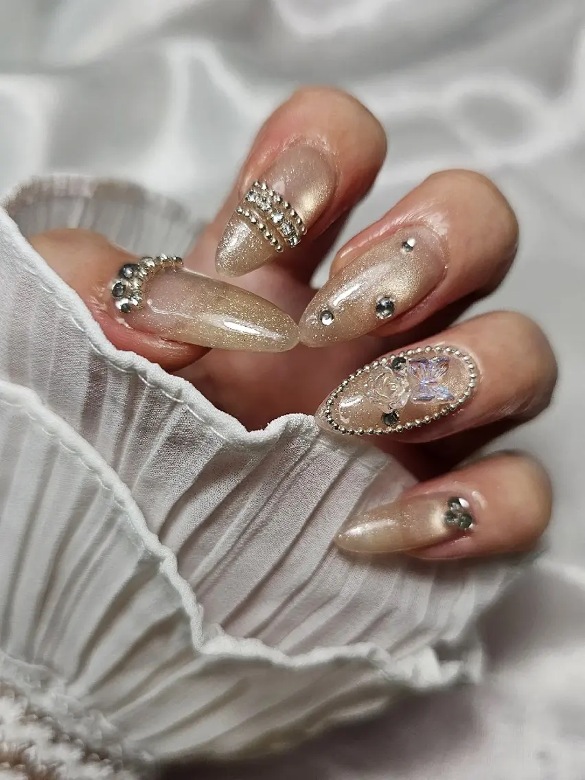 ネイル アートネイル ジェルネイル Ra: Nail   라: 네일のネイルデザイン