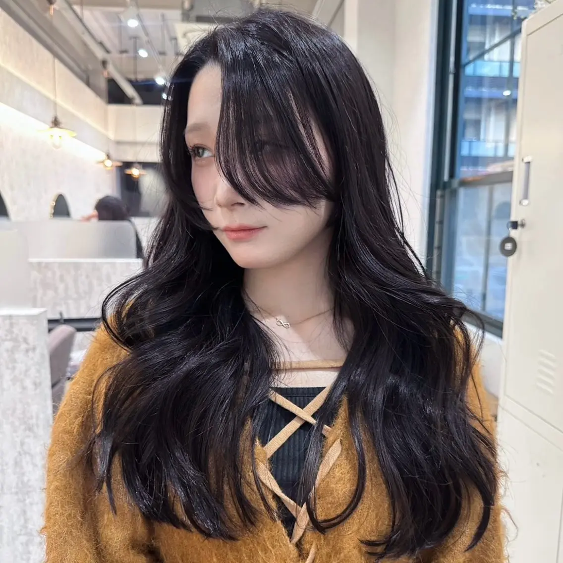 ロング ヨシンモリ 韓国風ヘア ロング BALANCE. 弥央のヘアスタイル