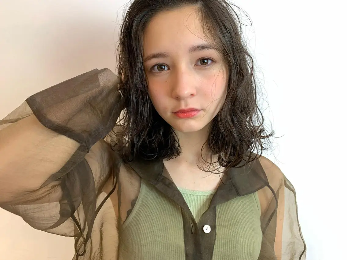 ミディアム カラー パーマ ミディアムパーマ 佐藤 和哉のヘアスタイル