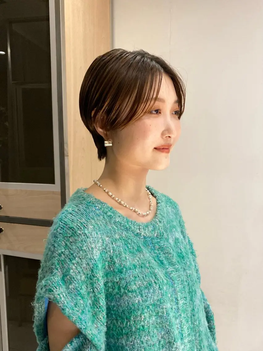 ショート カラー ハンサムショート ショートヘア 艶髪/ダークトーン 🩶丸山日向のヘアスタイル