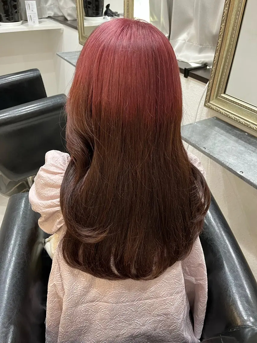 ロング カラー ブラウンカラー デザインカラー ピンクカラー ヘアカラー トリートメント ゆな🎀ハイトーン /レイヤーのヘアスタイル