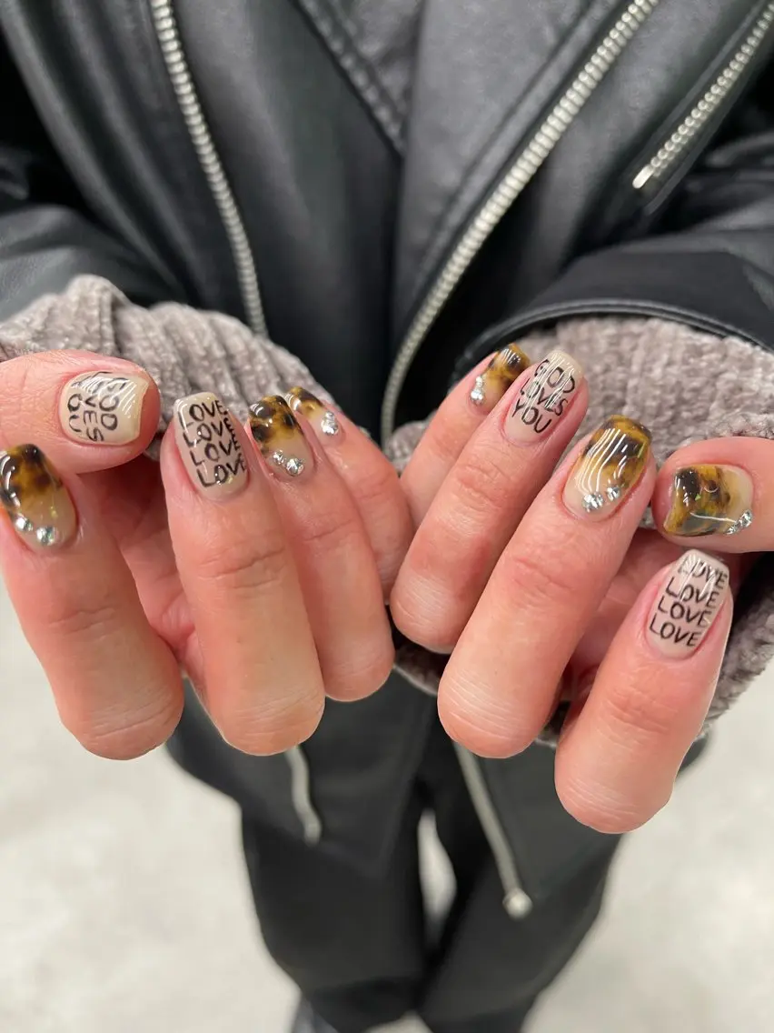 ネイル ユナ🌙 nailのネイルデザイン