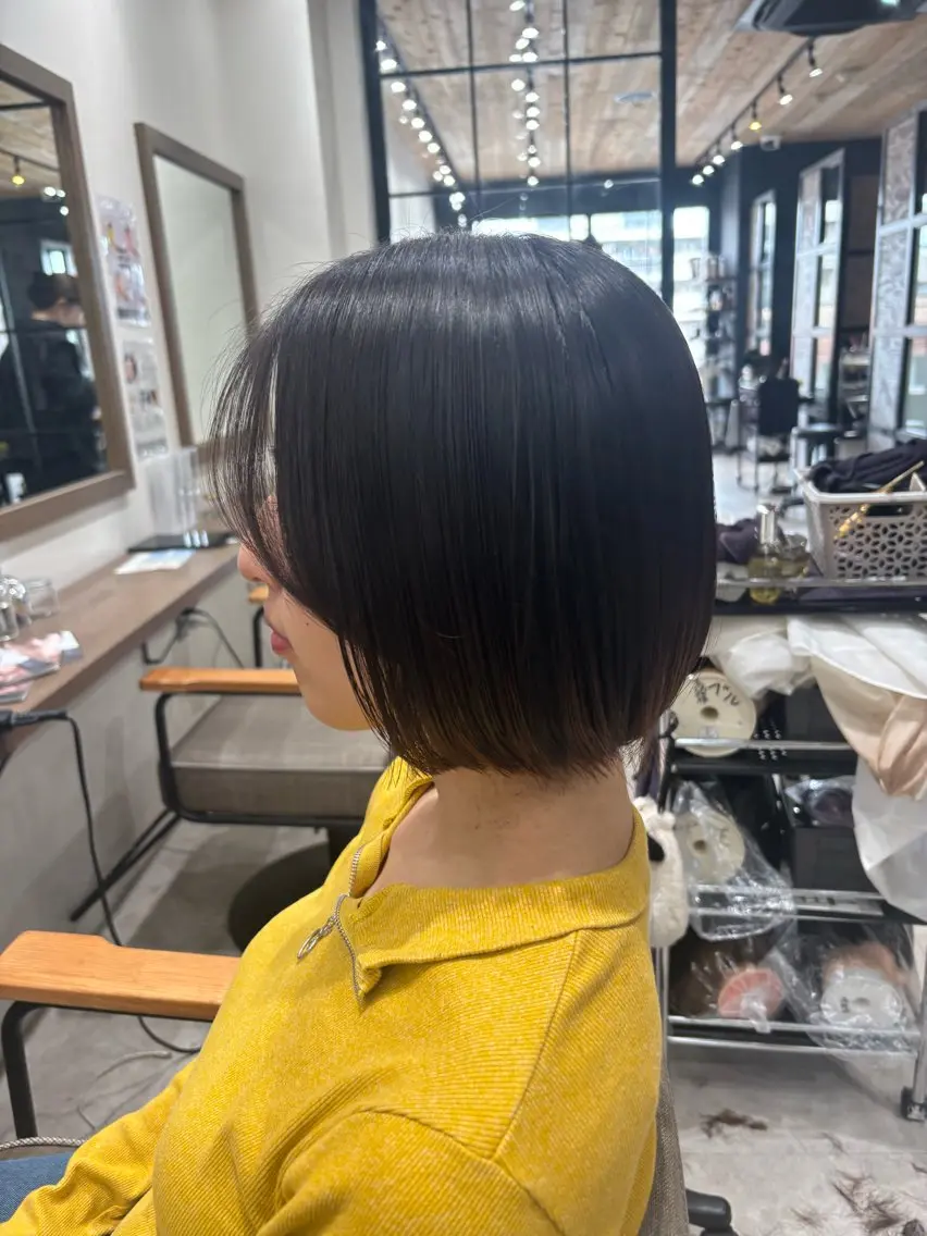 ショート ボブ カット トリートメント おかだ まなみのヘアスタイル