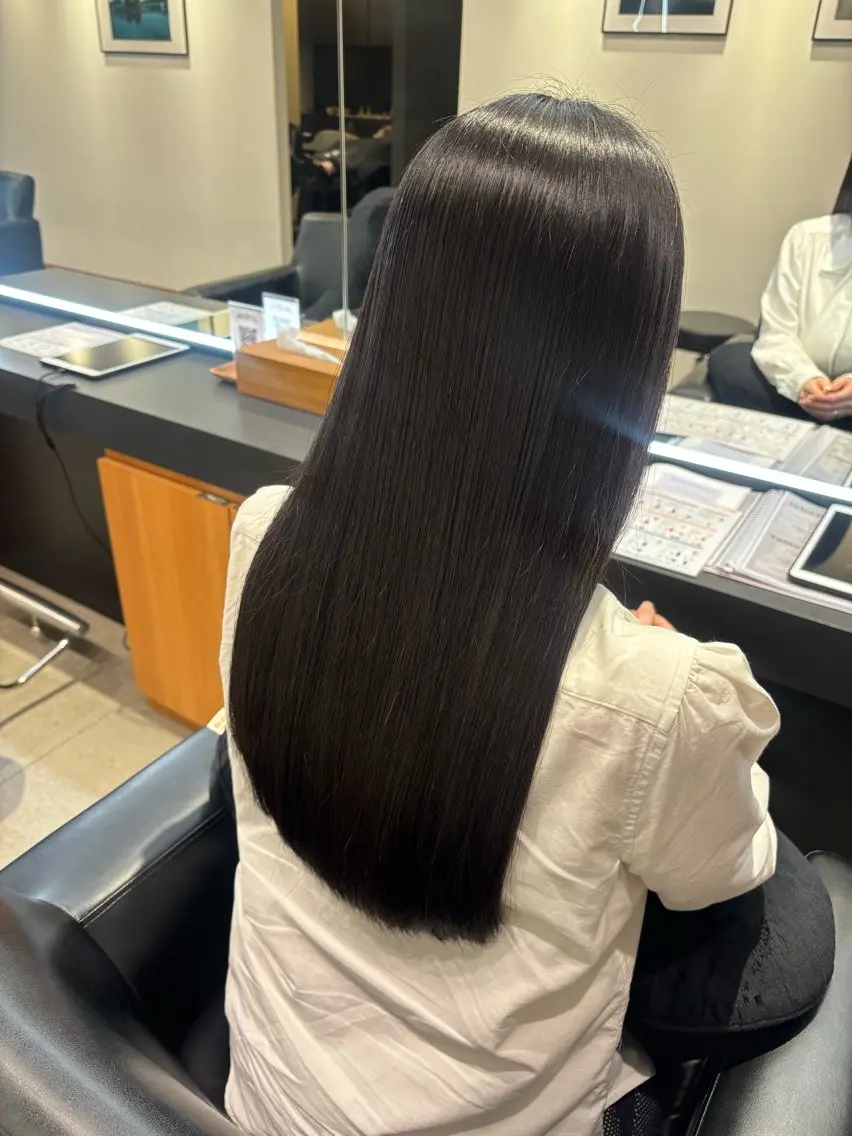 ロング カット KAREN(ému) 伏見/カットモデルのヘアスタイル