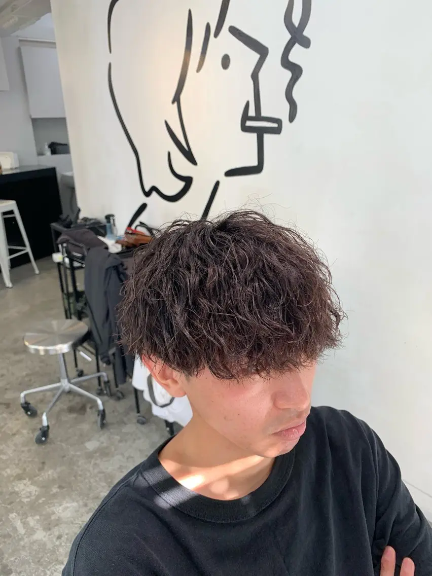 ショート パーマ メンズ ショートヘア カット パーマ メンズ特化美容師/ 藤戸 椋のヘアスタイル