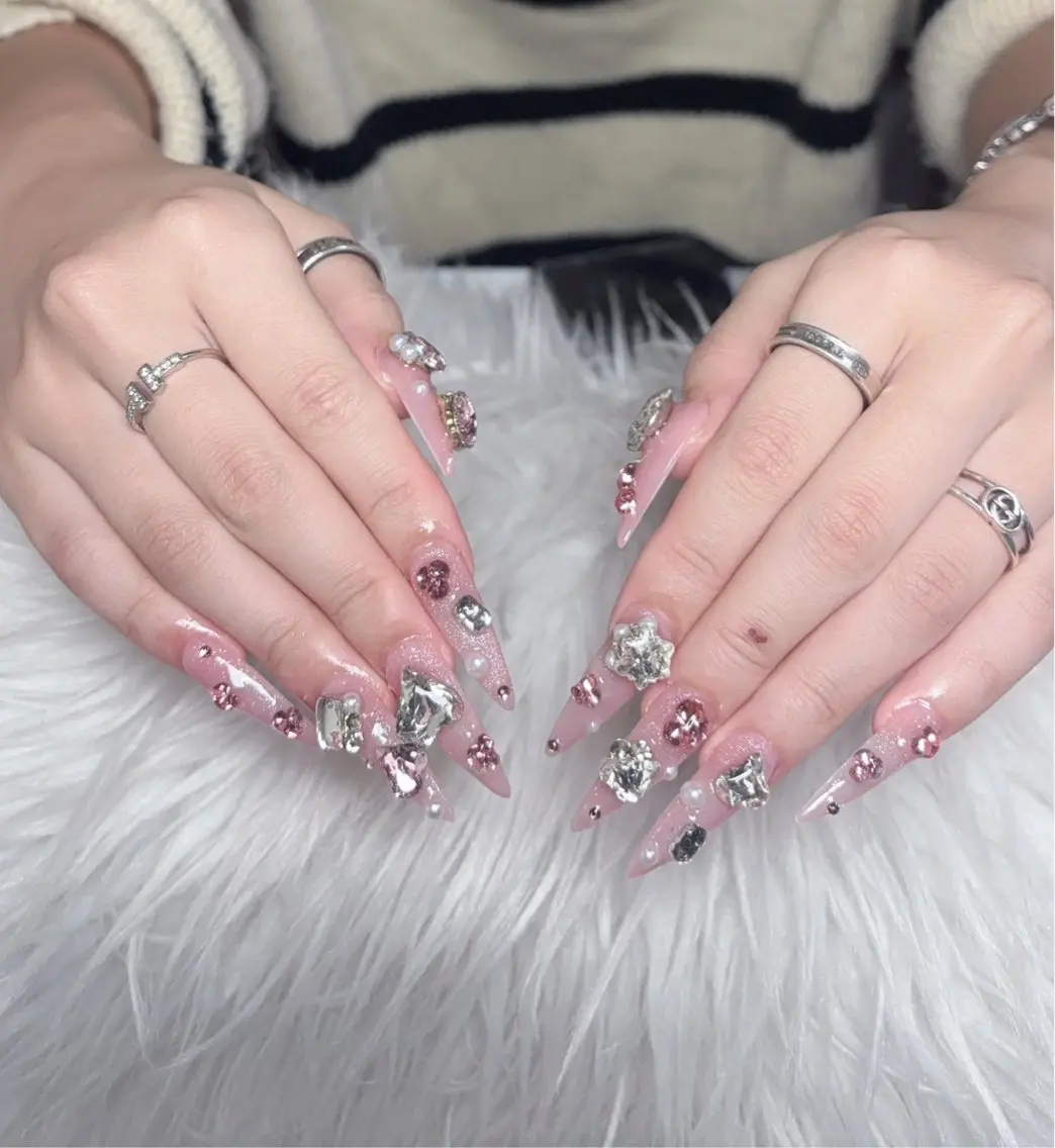 ネイル Yuki Nailのネイルデザイン