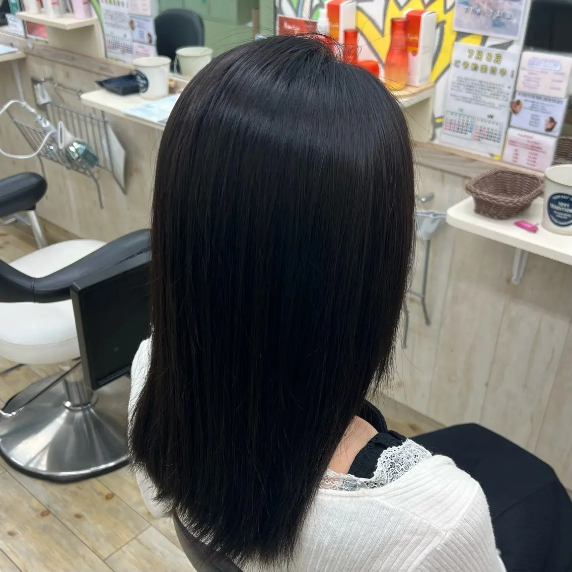 セミロング カラー ヘアカラー Philia みいなのヘアスタイル