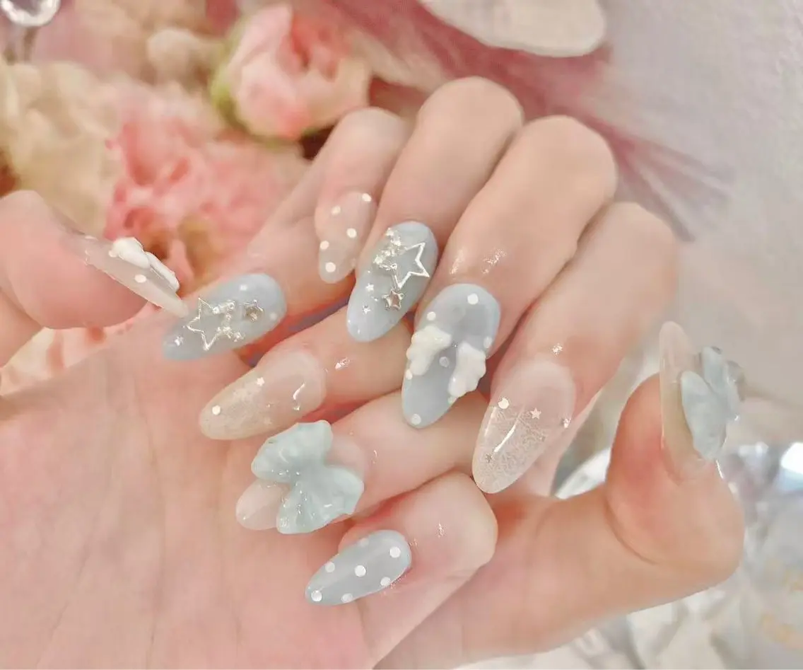 ネイル 渋谷T&B りお ロング無制限中💫のネイルデザイン