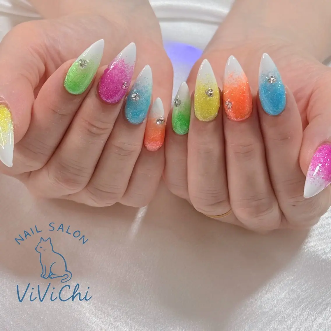 ネイル ハンドネイル ViViChi 梨帆のネイルデザイン