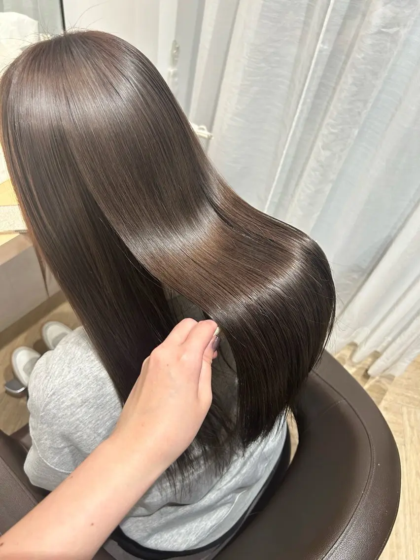 ロング カラー カット ヘアカラー トリートメント 砂野 真璃奈のヘアスタイル