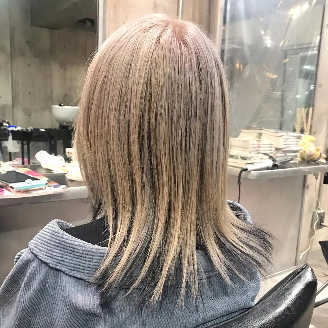 カラー ヘアカラー トリートメント ブリーチ/ウルフ特化 渋谷カルチャー交差点のヘアスタイル