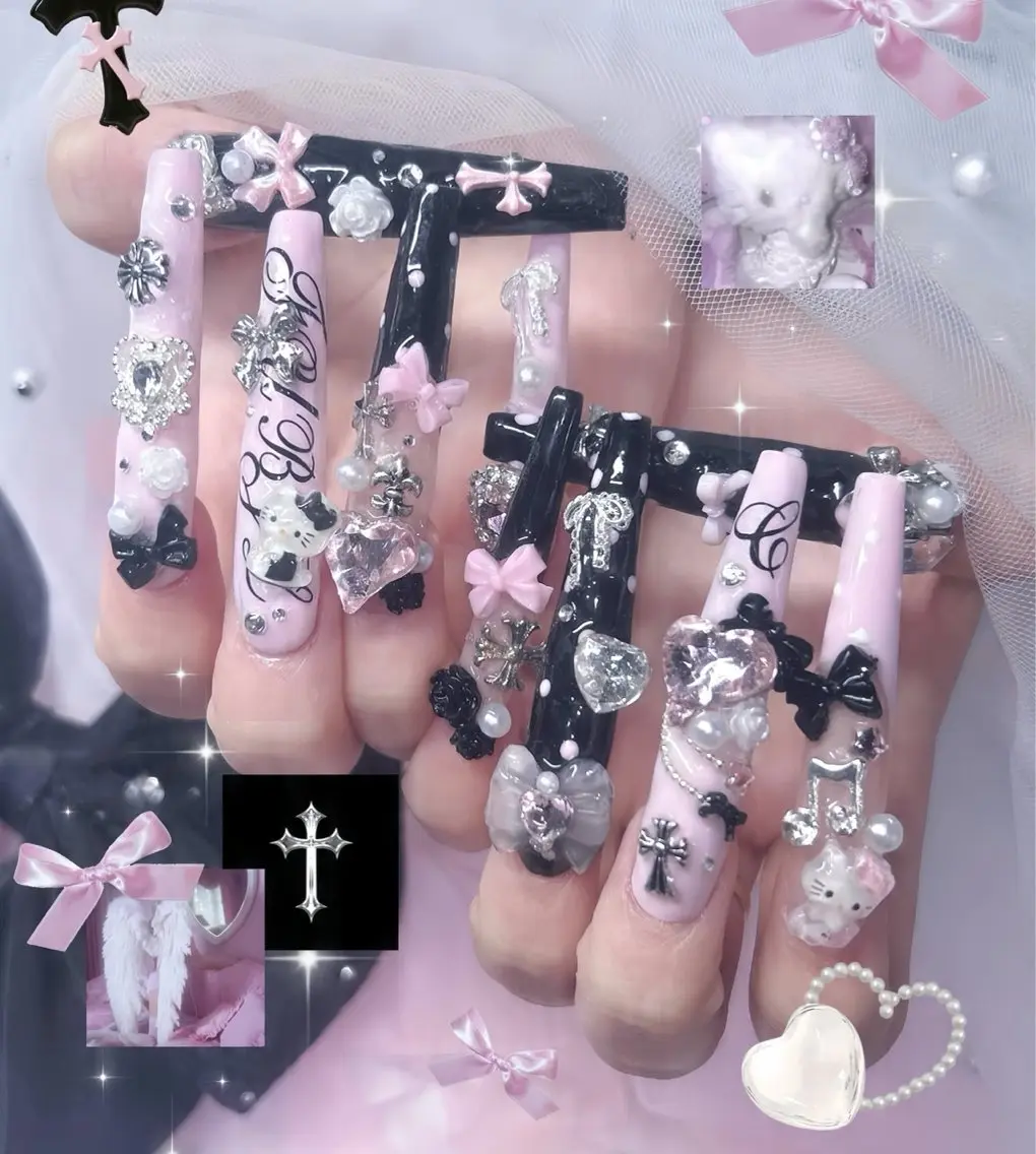 ネイル ブルー フラッシュネイル フラワーネイル ホログラムネイル キラキラネイル ハンドネイル Rin Nail 新大久保店のネイルデザイン