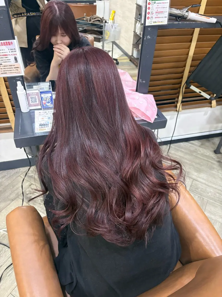 ロング カラー ピンクカラー 浦﨑 笑美里のヘアスタイル