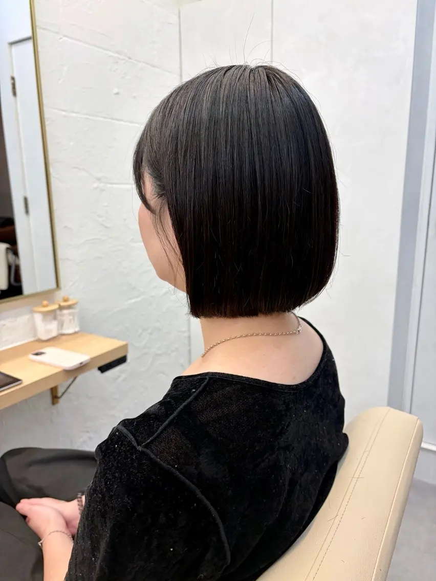 ショート ボブ カット ヘッドスパ RIRI💛 ママ美容師👶🏻のヘアスタイル