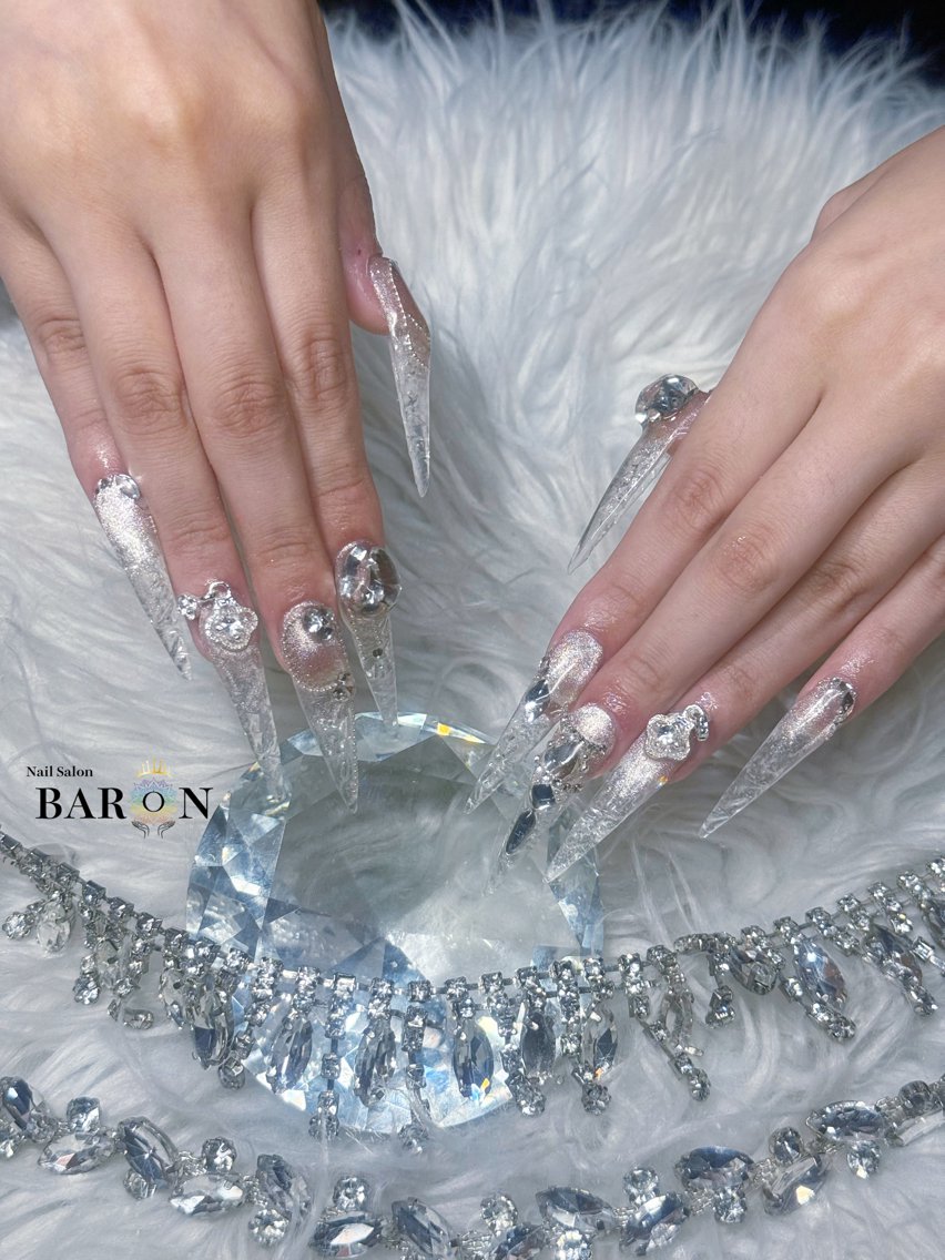 ネイル BARON LISAのネイルデザイン