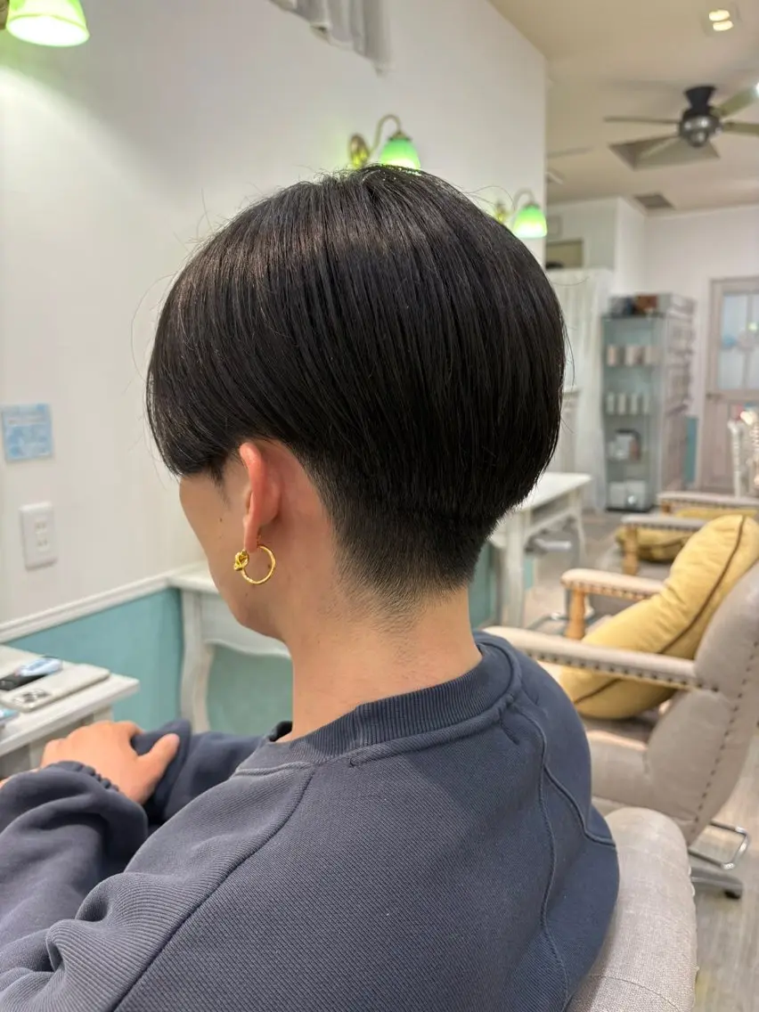 メンズ センターパート 刈り上げ カット トリートメント ヘッドスパ 【メンズ専門】 髙橋琉偉のヘアスタイル